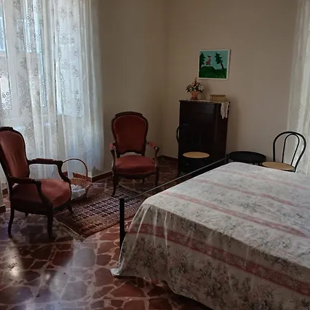 Palazzo Delle Favole * Ostuni